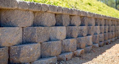 retaining wall blocks keystone